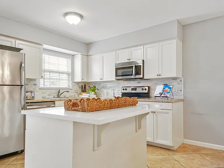 340 Scenic Gulf Dr #25 — Photo 4