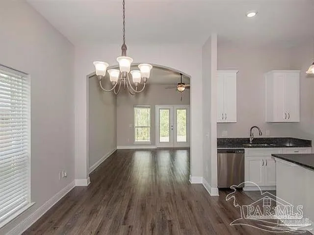 5746 Dunridge Dr — Photo 3