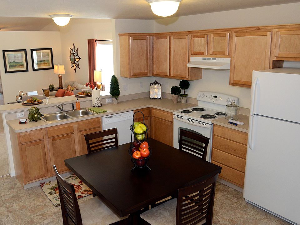 Spacious Kitchens with Breakfast Bar and Room for a Table