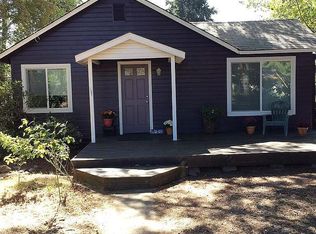 1723 SW J St, Grants Pass, OR 97526
