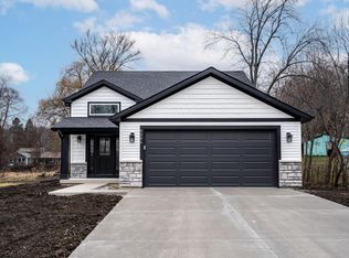 9206 30th Ave, Kenosha, WI 53142