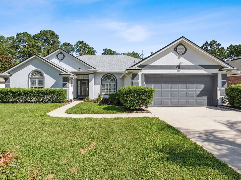1st image of 23627 Flora Parke Blvd