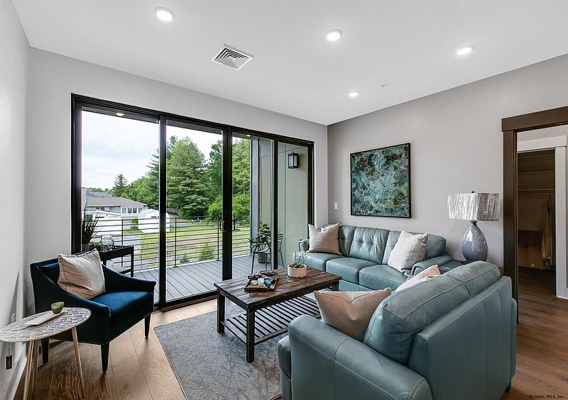 5th image of 116 WEST Avenue #202