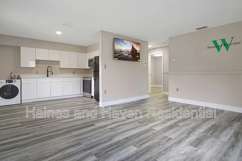 2 bed, 1.0 bath, 1536 sqft, $1,495 — Photo 4