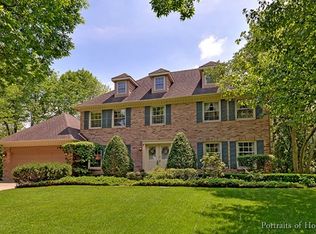 829 Abbey Dr, Glen Ellyn, IL 60137