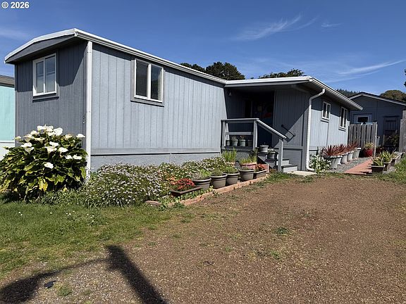3rd image of 94120 Strahan St Space 58