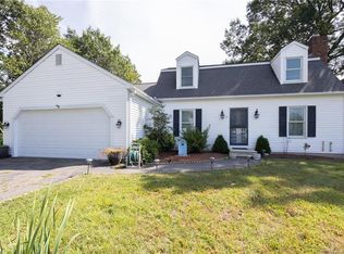 18 E Normandy Dr, Waterbury, CT 06705