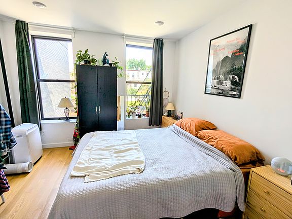 4th image of 197 Prospect Ave #2L