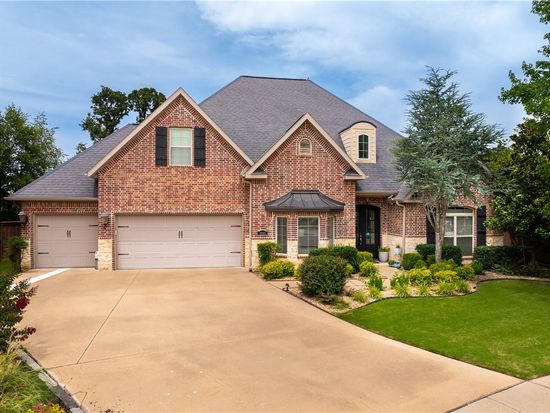 1202 SW Westbury Pl, Bentonville, AR 72713