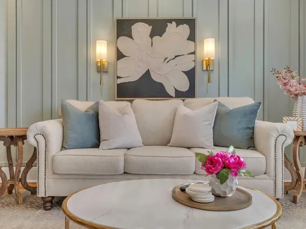 401 S B St #A, Easley, SC 29640