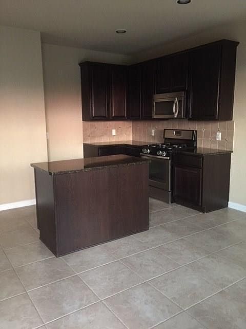 2nd image of 3017 Aspen Way