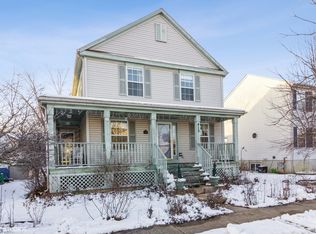 415 Reagan Dr, Oswego, IL 60543