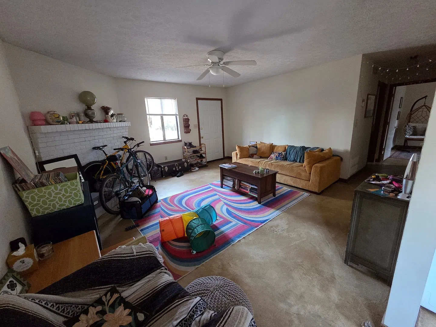 2 bed 1 bath duplex on Barber St. — Photo 4