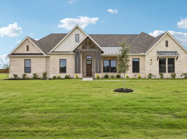 108 Swan Lake Dr, Waxahachie, TX 75165