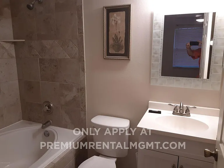 5937 Aires Ave — Photo 8