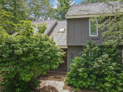214 Snow Ridge Cir, Lake Harmony, PA, 18624