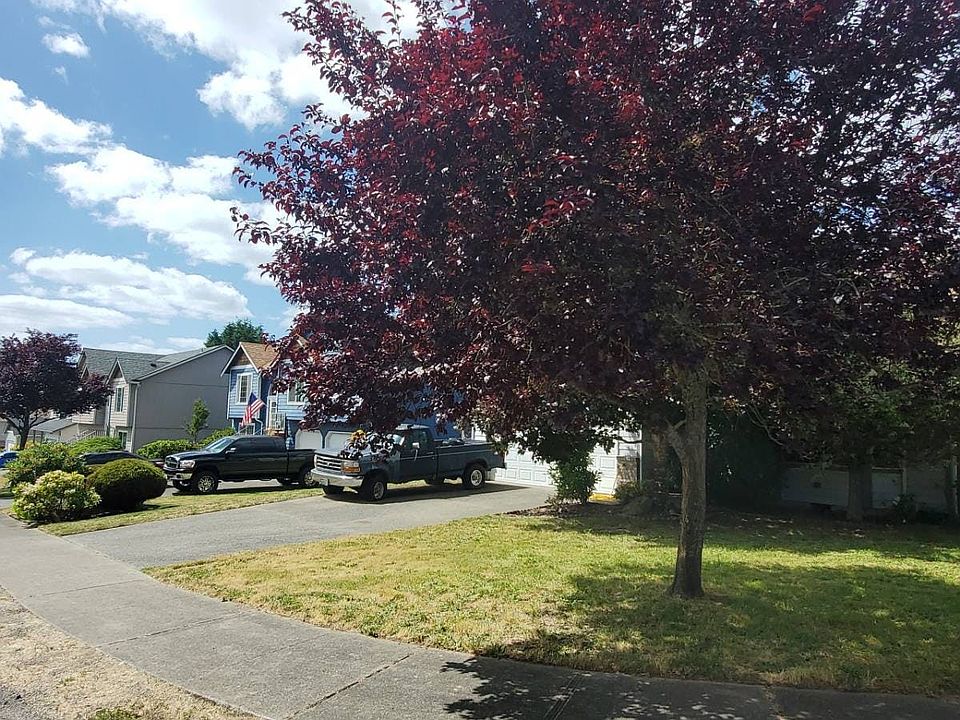 2nd image of 1709 199th Street Ct E