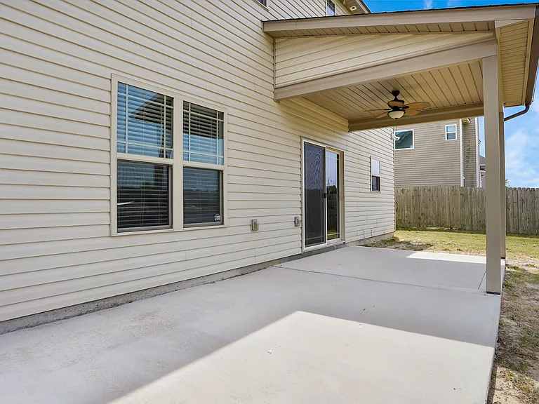171 Ellis Rd — Photo 43
