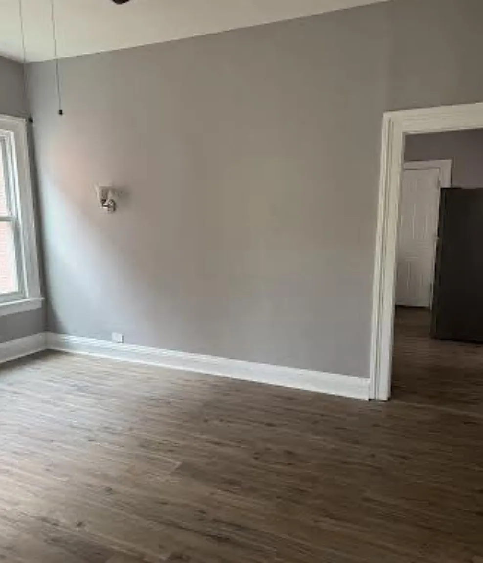 4 bed, 1200 sqft, $2,225 — Photo 4