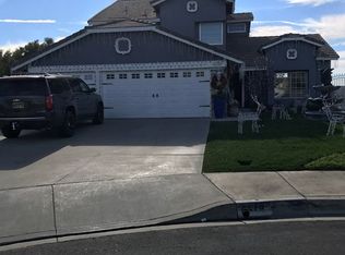 2279 W Fairview Dr, Rialto, CA 92377