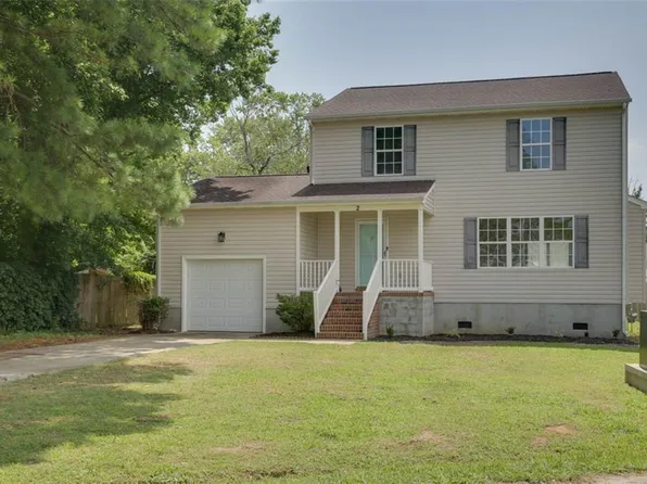 2 Hampshire Dr, Hampton, VA 23669