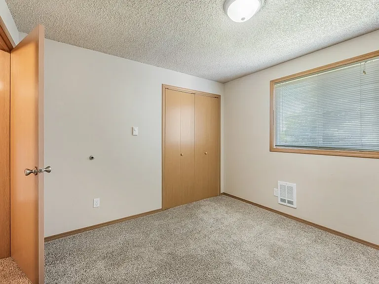 117 E 14th Ave #4 — Photo 18