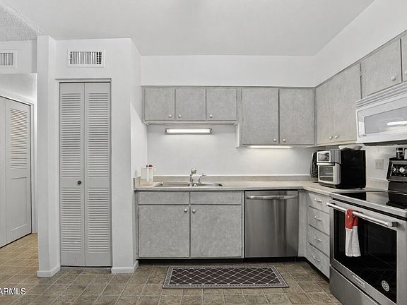 3rd image of 720 S DOBSON Road #36