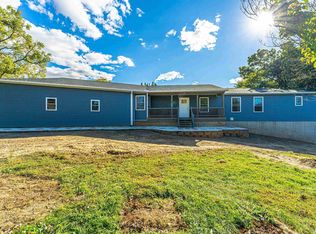 6995 Woodview Ct, Delavan, IL