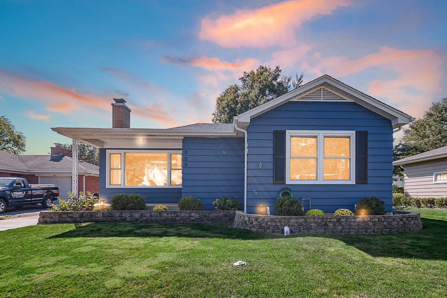 522 S Craig Pl photo 1