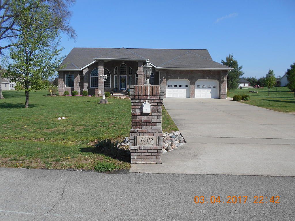 1009 Naples Dr, Herrin, IL 62948 Zillow