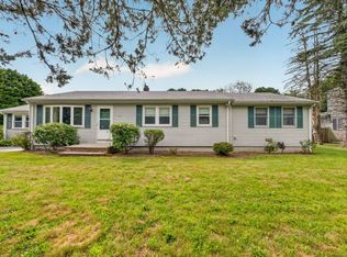 330 Cross Rd, Dartmouth, MA 02747