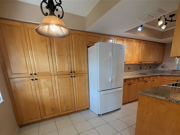 5th image of 1601 43rd St N APT 129