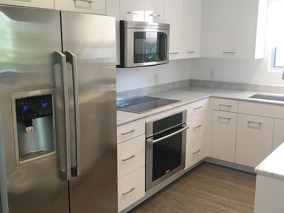 1st image of 9152 Alden Dr #2e0d3a9cd