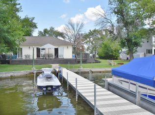 619 Bald Knob Rd, Johnsburg, IL 60051