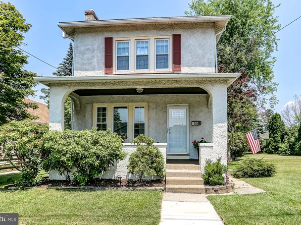 304 Redwood St, Harrisburg, PA 17109