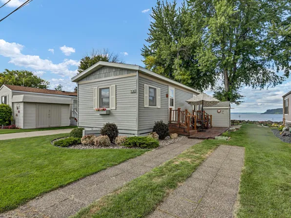 201 S Franklin St #12, Lake City, MN 55041