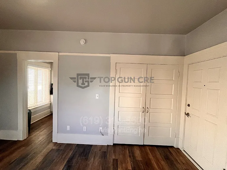134 W Hawthorn St #17 — Photo 7