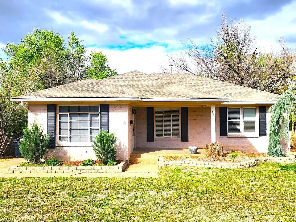 621 NW 54th St