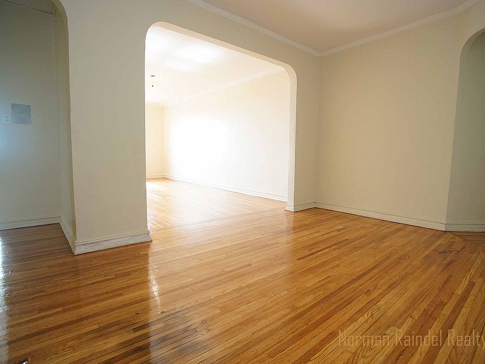 1st image of 1900 Avenue W APT 6G
