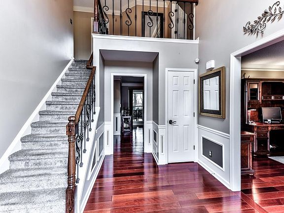 2nd image of 4506 Ashmore Cir NE