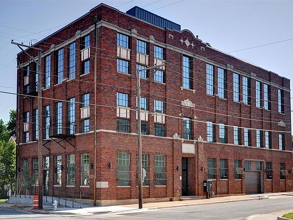 2nd image of 1329 College Ave #220