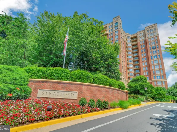 11776 Stratford House Pl APT 905, Reston, VA 20190