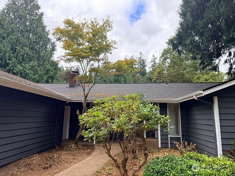 2nd image of 14717 206th Avenue SE