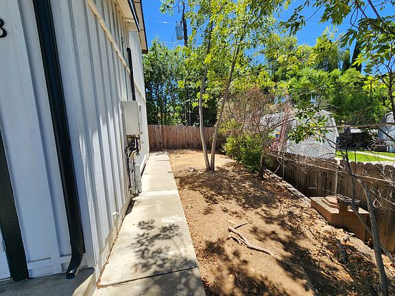 4th image of 1160 Alamos Dr #B