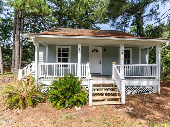 83 Warsaw Island Rd, Saint Helena Island, SC 29920