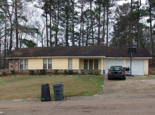 237 Pine Knoll Dr, Ridgeland, MS 39157