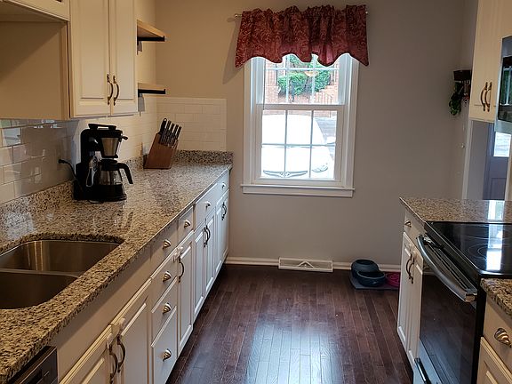 5th image of 900 N Main St Unit 35