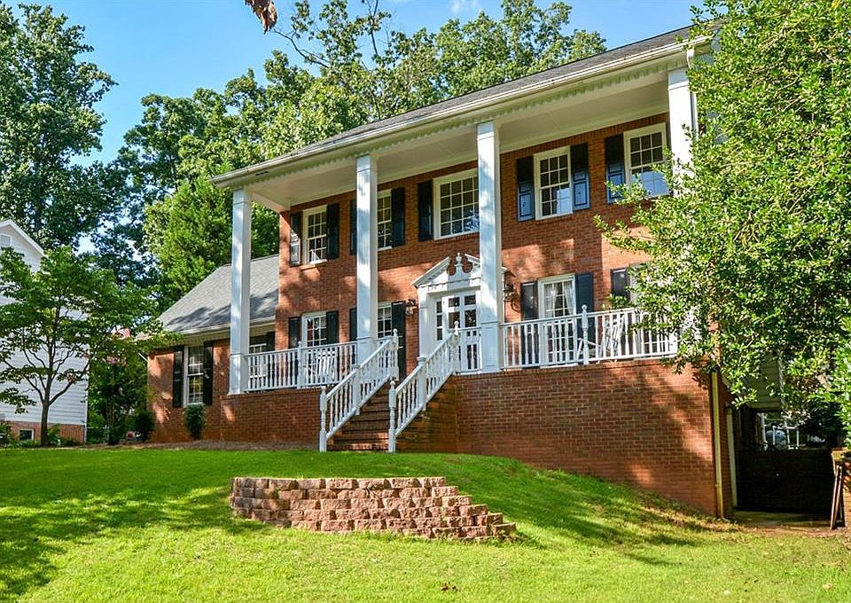1st image of 140 Harrington Ln