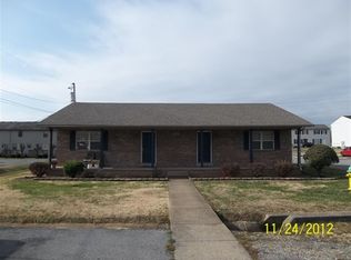 412 Jennings Dr, Bowling Green, KY 42101