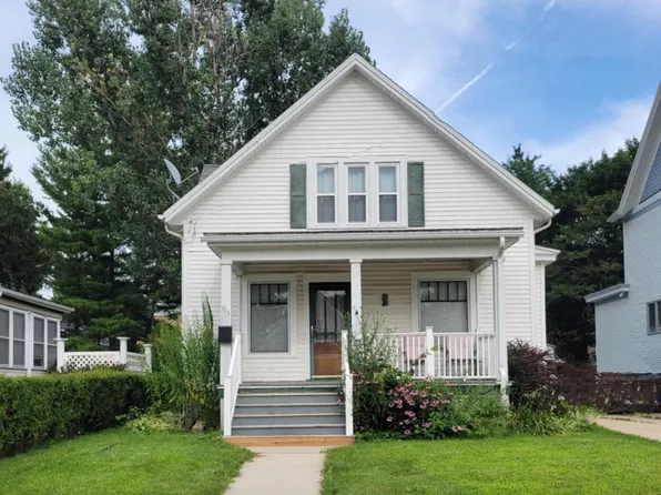 703 South 10th STREET, Watertown, WI 53094